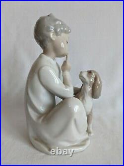 1970's LLADRO BOY WITH DOG 1970-97 PORCELAIN FIGURINE #4522G