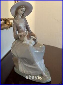 1972 LARGE Lladro Figurine Armonia Con Perrito Girl With Spaniel Dog #4806