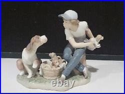 1985 Lladro Porcelain Figurine This One's Mine #5376 Boy with Dog & Puppies