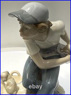 1985 Lladro Porcelain Figurine This One's Mine #5376 Boy with Dog & Puppies