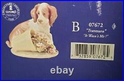 1998 LLADRO Figurine #7672 It Wasn't Me Collectors Society Dog withFlowers / box