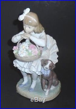 8-3/4 tall Lladro Porcelain Sitting Girl with Flower Basket and Dog #1088