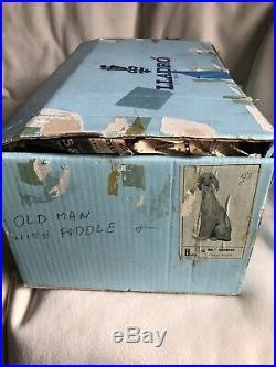AFGHAN HOUND DOG - LLADRO - Porcelain Retired Figurine #1069