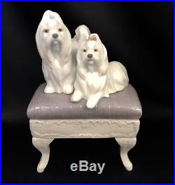 AdorableLladro Looking Pretty Maltese Dogs(6688 Mint Condition)FREE Shipping