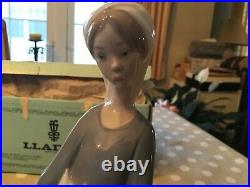 An Amazing Gem Mint Lladro 4866 Woman With Goose And Dog With Very Rare Box