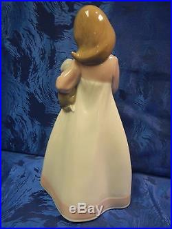 And Now To Bed Sleepy Female Girl And Dog Porcelain Figurine Nao By Lladro #1478