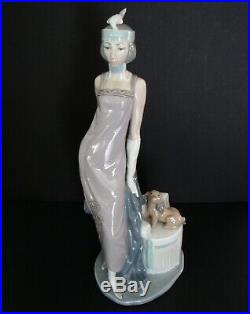 Art Deco LLADRO Porcelain Couplet Lady with Dog Figurine #5174 13 Retired 1994