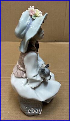 Authentic Lladro Porcelain Young Girl with Dog Daydreams Retired