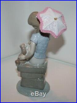 Beautiful LLADRO 7612 Picture Perfect Retired Girl Lady Dog Puppy Parasol
