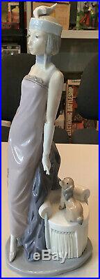 Beautiful Large 13.5 1982 Lladro #5174 Couplet Lady Flapper Dog Retired Figure