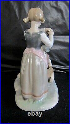 Beautiful Lladro Girl Pulling Boy & Dog In Wagon Figurine Scarce