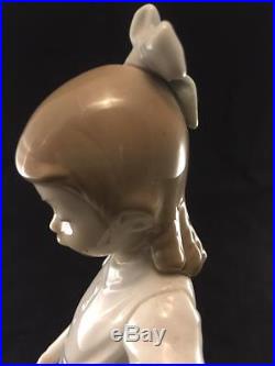 Beautiful Vintage NAO by Lladro My Dog Does Tricks Porcelain Figurine