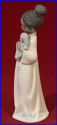 Black Legacy Lladro #6463 My Cuddly Puppy Girl Hugging Puppy Doll-excellent