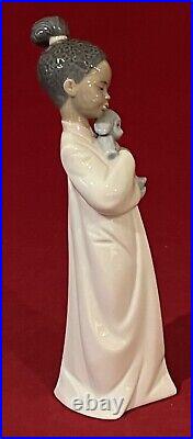 Black Legacy Lladro #6463 My Cuddly Puppy Girl Hugging Puppy Doll-excellent