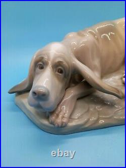Bloodhound or Basset Nao Lladro Hound Puppy Figurine 11.5 Spain Ears Eyes
