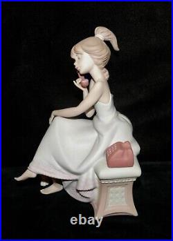 C'1988 Lladro # 5466 Chit-Chat Girl Speaking On Phone & Dalmatian Dog Figurine