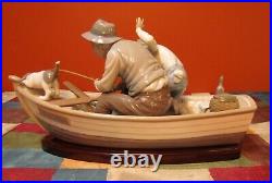 CHERISHED LLADRO #5215 FISHING WITH GRAMPS BOY & DOG-EXCELLENT/MINT withBASE