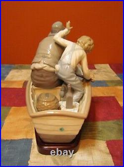 CHERISHED LLADRO #5215 FISHING WITH GRAMPS BOY & DOG-EXCELLENT/MINT withBASE