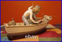 CHERISHED LLADRO #5215 FISHING WITH GRAMPS BOY & DOG-EXCELLENT/MINT withBASE