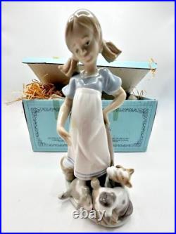 Charming Lladro PLAYFUL KITTENS Figurine With Box Retired