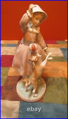 Darling Lladro #5078 Girl Dog And Ball Young Girl+retired-excellent/mint