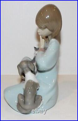 Darling Lladro #5640 Cat Nap Young Girl With Sleeping Cat & Dog Figurine In Box