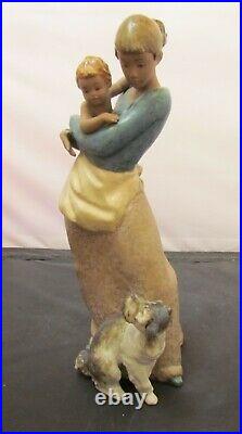 Desirable Lladro #2187 Jealous Friend Mom-child & Dog-retired-excellent/mint