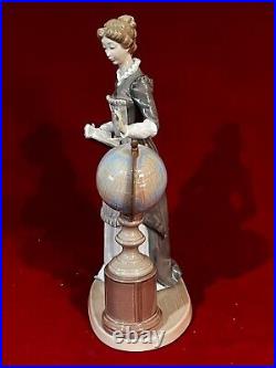 EDUCATIONAL LLADRO #5209 SCHOOL MARM with WORLD GLOBE-RETIRED-EXCELLENT/MINT