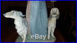 Elegant Promenade Woman With Dogs On Leash Figurine By Lladro #5802