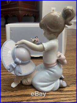 ELEGANT TOUCH GIRL WITH DOG FIGURINE BY LIADRO Original Box