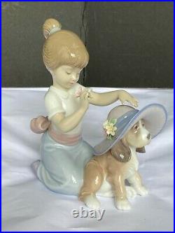 EUC Vtg Lladro 6862 Porcelain Figurine An Elegant Touch Girl Dog Hat with Box