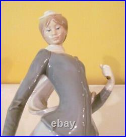 Elegant Large Lladro #4914 Lady With Shawl & Dog-retired-excellent/mint