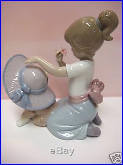 Elegant Touch Girl With Dog Figurine By Lladro #6862