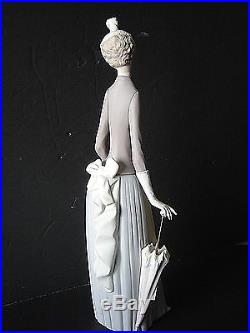 Estate LLADRO Figurine LADY WITH DOG #4761 Spain Matte Excellent Condition