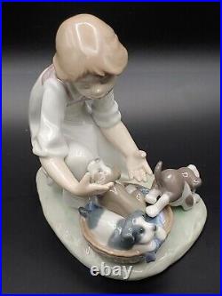 Excellent Vintage Lladro Joy In Basket Girl With Puppies Glossy Figurine Statue