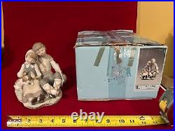 FRIENDLY LLADRO #1230 LITTLE BROTHERS 2 KIDS & DOG- EXCELLENT/MINT withO. BOX