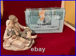 FRIENDLY LLADRO #1230 LITTLE BROTHERS 2 KIDS & DOG- EXCELLENT/MINT withO. BOX