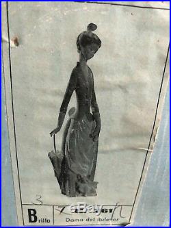 Genuine Lladro Lady with Dog & Umbrella (#761 Retired!) with Original Box