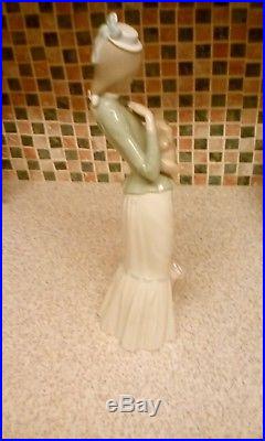 Genuine Lladro My Dog Lady With Parasol Holding Pekinese Dog 14 Inches Tall