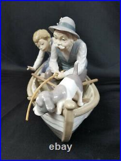 HUGE! LLADRO #5215 SPAIN FISHING WithGRANDPA PORCELAIN FIGURINE BOY DOG BOAT