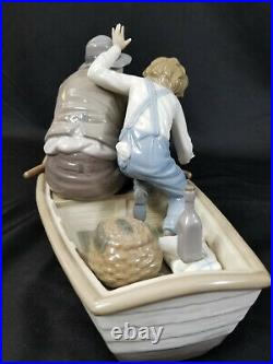 HUGE! LLADRO #5215 SPAIN FISHING WithGRANDPA PORCELAIN FIGURINE BOY DOG BOAT