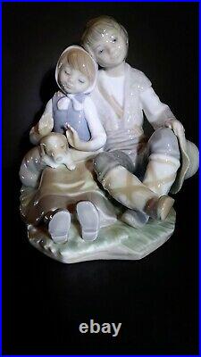 Heartwarming Lladro Friendship figurine