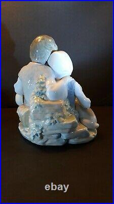 Heartwarming Lladro Friendship figurine