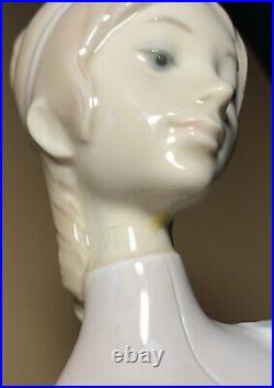 Huge 19 Vintage Lladro Figurine, Lady Empire #1416 Woman by Chair with Dog