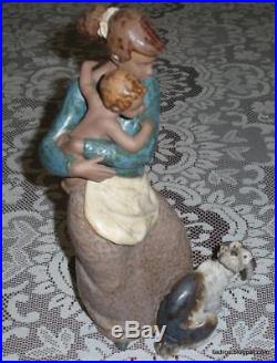 Jealous Friend Lladro Gres Figurine #2187 Mother And Baby With Family Dog CUTE
