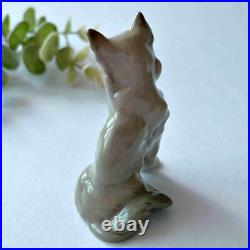 L10 Lladro Dog Figurine