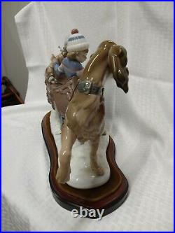 LARGE LLADRO 5037 SLEIGH, CHILDREN & DOG FIGURINE with WOOD BASE over 17