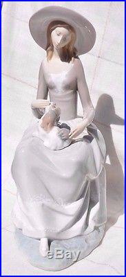 Large Lladro Girl With Dog Sitting, #4806 Retired 1981, Rare! Excellent Cond