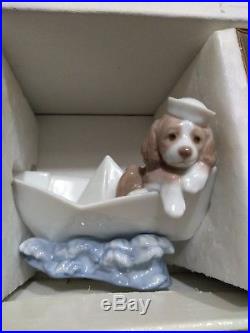LITTLE STOWAWAY DOG PAPER BOAT FIGURINE BY LLADRO #6642 excellent condition