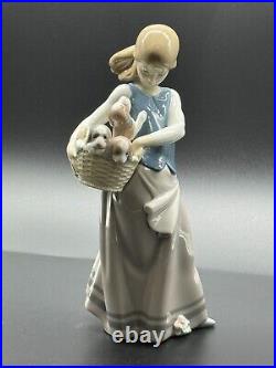 LLADRO 1311 Little Dogs on Hip Figurine